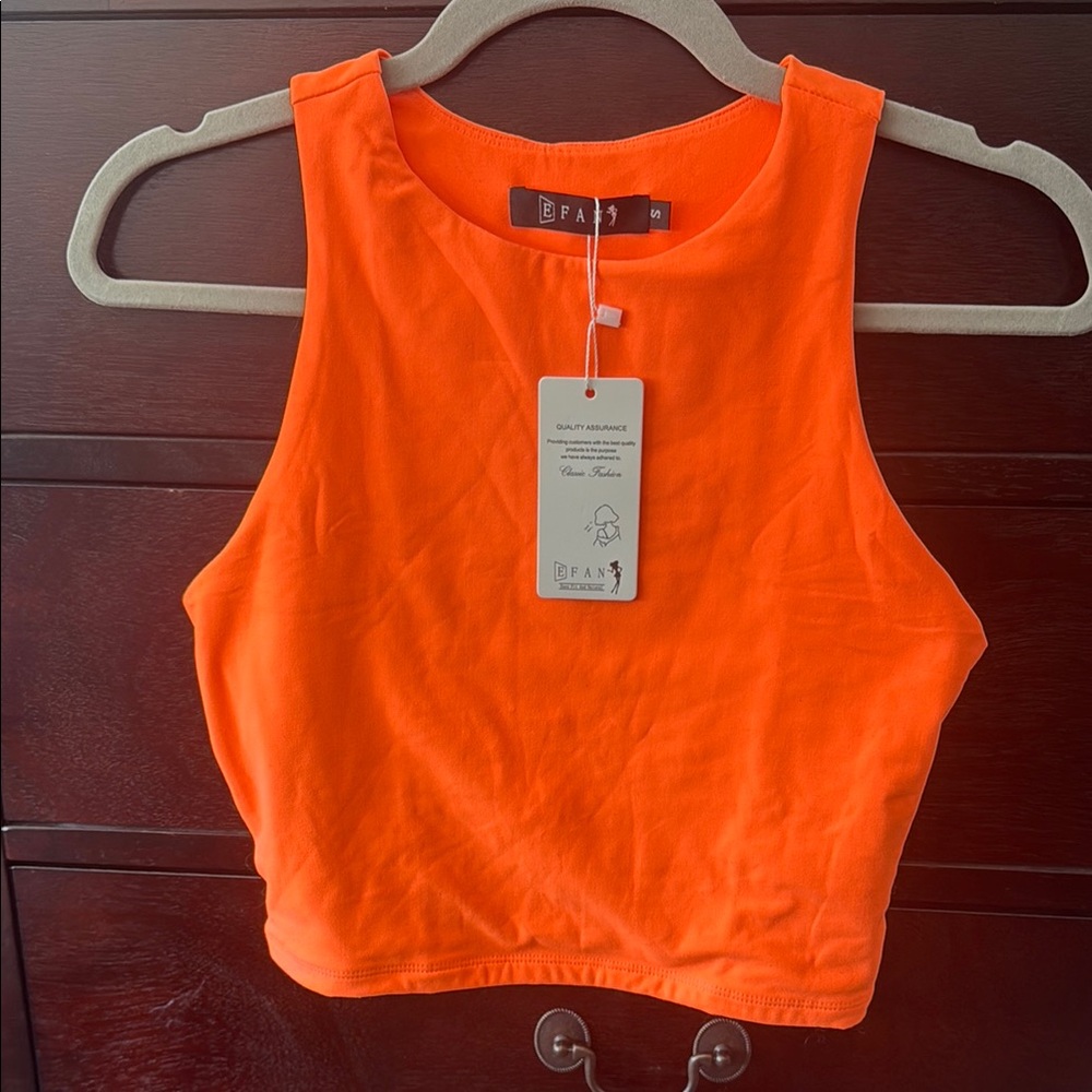 NWT Women's Orange Crop Top